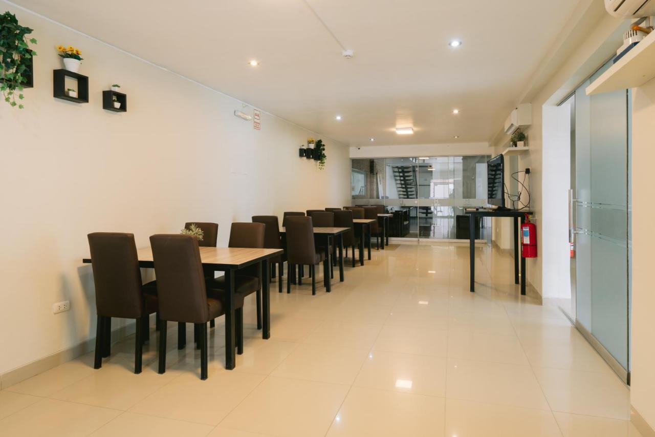 LM Hoteles Piura Buitenkant foto