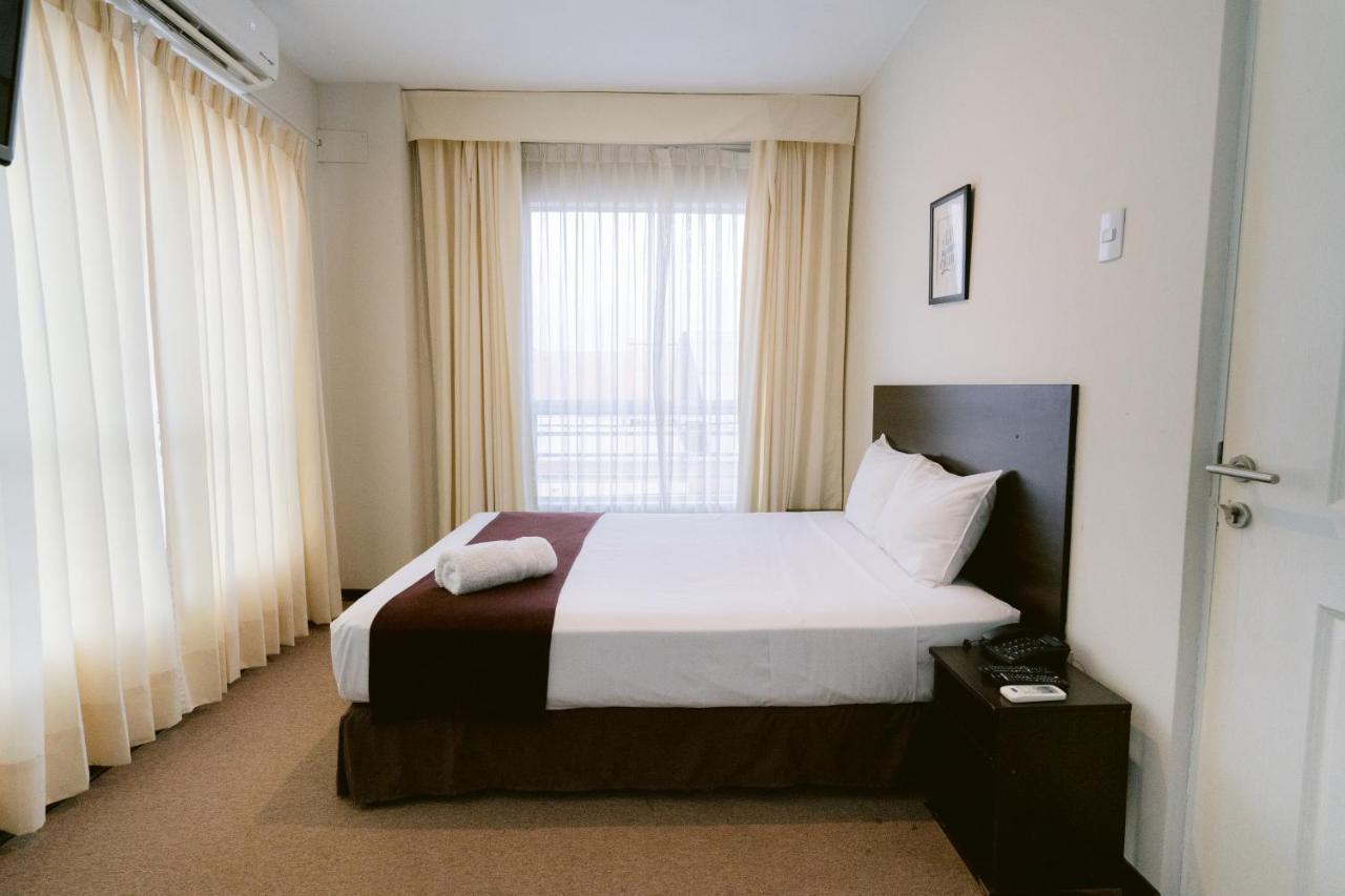 LM Hoteles Piura Buitenkant foto
