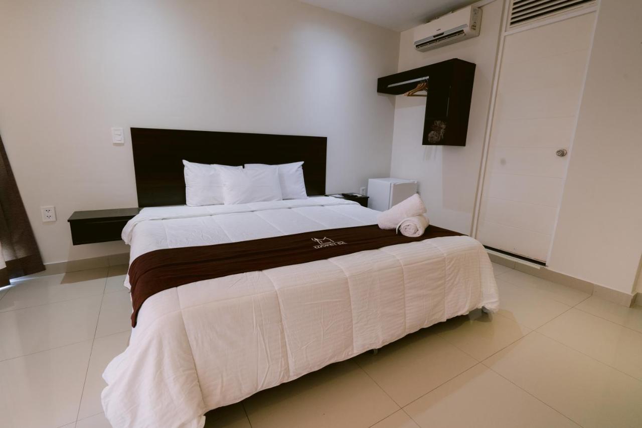 LM Hoteles Piura Buitenkant foto